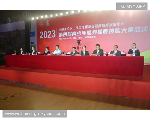 俱乐部与学校联合举办青少年体育技能比赛推广基层参与，关于进一步加强青少年体育俱乐部建设的通知